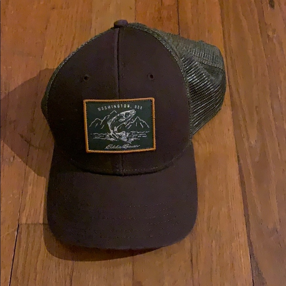 Eddie Bauer brown outdoor hat
